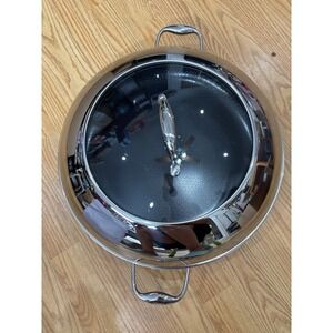 HexClad Hybrid Nonstick 14 Inch Pan with Tempered Glass Lid Silver Black